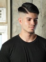 ダグラスヘア キングスワン 一宮(Douglas hair King's one)&nbsp;【スキンフェード】王道7:3バーバースタイル