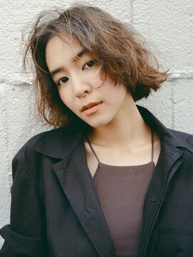 サンクス イース(SANKS . iisuu) ウェーブパーマボブスタイル