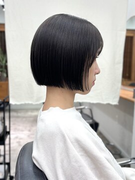 エニエンメイクス 立川(ENIEN MAKE'S) ミニボブ、切りっぱなしボブ、オージュア