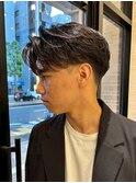 毛流れセンターパートニュアンスパーマカルマヘアメンズパーマ