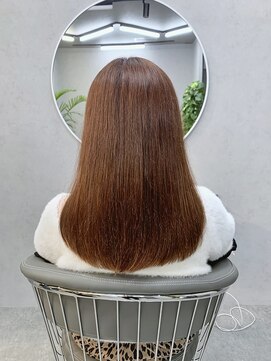 クロア(CHROA) 【柔らか丸みカット×ピンクベージュカラー】