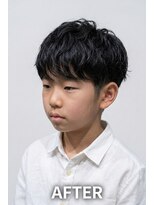 ジェットブラックキューサンロク(JET BLACK 936) キッズナチュラルパーマ