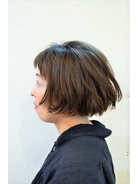 ハグ ニシコヤマ アトリエ(hug nishikoyama atelier) 大人かわいいミニボブマッシュショートガーリーワイドバング