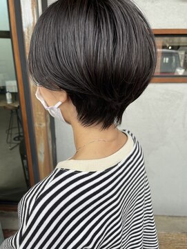 アイドットシーオー(i.co) グレー系カラー　ツヤツヤショート