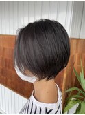 ショートボブ