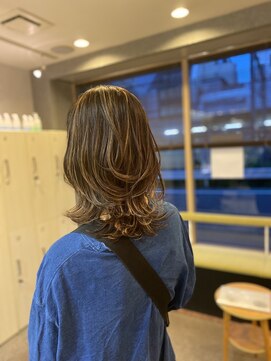 ブロッサム 東中野店 ブルーシルバーアッシュブルージュ透明感グラデーションカラー