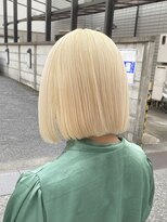 ブリーチダブルカラーホワイトカラーインナーカラー裾カラー艶髪