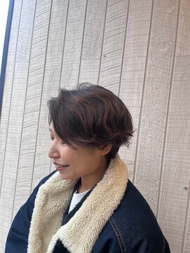 ウーラ(uura) ニュアンスパーマでメンズライクに♪