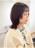 暗めレッドブラウンで艶カラー◎ミディアムレイヤー