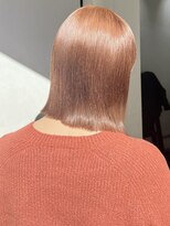 ココ 原宿(KOKO)&nbsp;黒髪小顔クラゲヘアーオリーブグレーココアベージュボブ