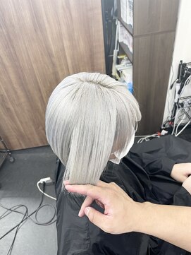 いろあそび 八王子 ホワイトシルバー