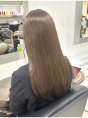 エイジングケアにも◎　酸性ストレートでツヤ髪