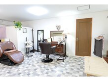 サロンアピス(salon APIS)