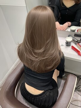 ブリーチなしヘーゼルベージュ