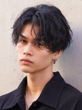 レタッチバイフィフス(RETOUCH by fifth) 原宿ルーズパーマセンターパートスパイラルパーマ大人色気ヘア