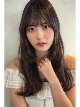 ルアナ(Luana) カーキベージュ顔まわりレイヤー