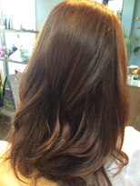 ピンナ(Pinna by Lasetta)&nbsp;ツヤツヤふんわりカールでモテ愛されヘアスタイル