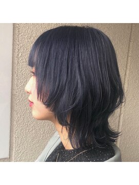 ラべリー 池袋(LOVELEY) ネイビー系　ブリーチ　【池袋】