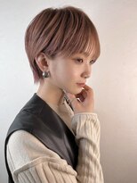 アンダーバーホワイト(_WHITE)&nbsp;［なんば］耳掛けショート/マッシュ/くびれショート