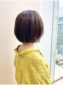 大人におすすめの外ハネミニボブ