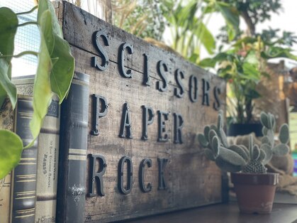 シザーズペーパーロック(Scissors Paper Rock)の写真