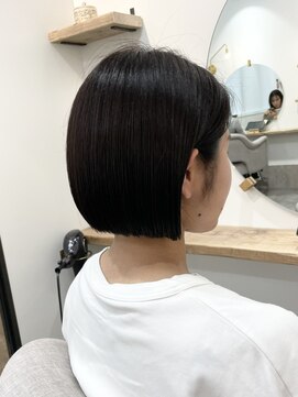 シア 新越谷店(SHEER) 【kenta】耳掛け切りっぱなしボブ