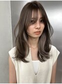 ショートヘアグレージュカラーデザインカラーシルキーベージュ