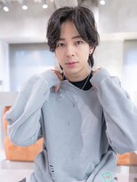 イオ 本厚木(io)&nbsp;波巻きツイストパーマセンターパートアッシュブラック束感