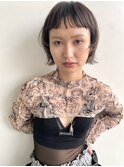 オン眉ショートミニボブ