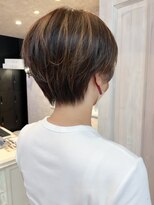 キャアリー(Caary)&nbsp;福山人気骨格補正ショートヘアコントラストハイライト10代20代