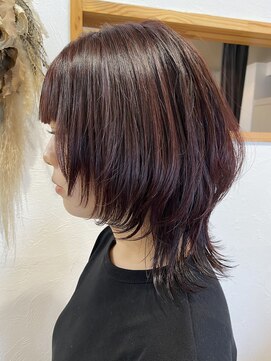 ヘアーメイク アディクト(HAIR MAKE addict) ウルフ×レッドカラー【@addict_madoka】