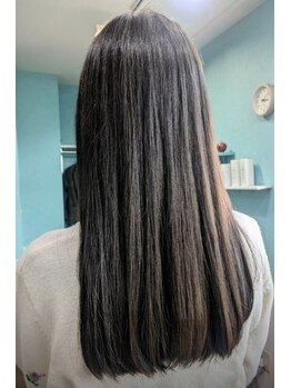 【TOKIO取扱店】髪の表面だけでなく内側からも補修・保護！ダメージに合わせた施術で健康な髪へ導きます◎