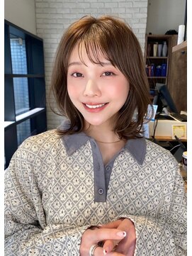 メゾンドムニ 恵比寿(Maison de MUNi) くびれレイヤーボブ/前髪あり/20代30代40代恵比寿