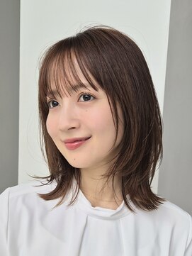ソワネ 表参道(soigne) 表参道酸性ストレートパーマ艶髪ミディアムレイヤーベージュ40代