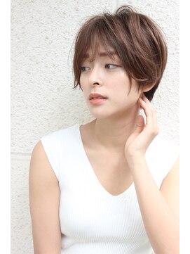 レウナ 外苑前(Reuna) 【３０代・４０代・５０代】大人の女性に人気のショート