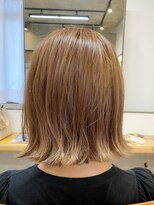 ヘアデザイン アネーロ(hair design anello)&nbsp;外ハネボブ　ペールベージュ
