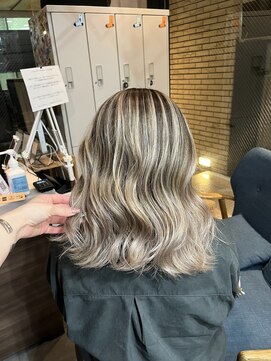 ラフ(LAFF) #ショコラアッシュ#ヘルシースタイル#ふんわりカール