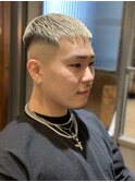 スキンフェード×ホワイト