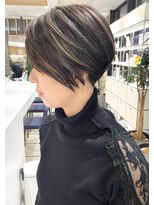 ステアケース 武蔵小杉店(stair:case) 大人ハンサムショート/ハイライト/インナーカラー/髪質改善