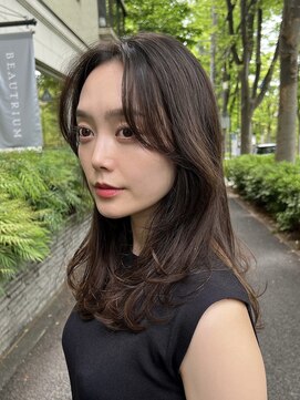 ビュートリアム 広尾(BEAUTRIUM) ロングヘア　ワンカール　大人ヘア　レイヤーカット　30代　40代