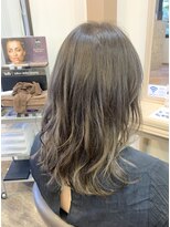 アルターリール(aL ter Rire)&nbsp;デザインカラー/レイヤーカット/ウェットヘア/福原遼華