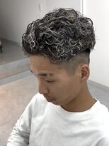 アビー ランシェル(ABEY LENCIEL) 極道パーマ/白メッシュ/新潟/長岡