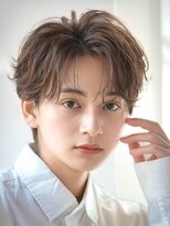 オーシャントーキョー サニー 原宿(OCEAN TOKYO Sunny)&nbsp;フェザーパーマハイトーンカラーフェザーショートセンターパート