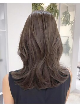 ムード(MOOD,) 暗めカラー/グランマッシュ[レイヤーカット/髪質改善/銀座]