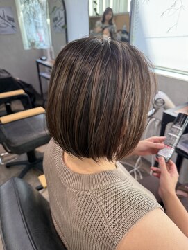 ゼスト クレス(ZEST Cres) 【立川CRES吉岡俊】ハイライトボブ　白髪ぼかし