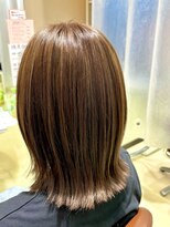 アズール 草加(azule)&nbsp;ナチュラルハイライト　ブリーチ　白髪ぼかし