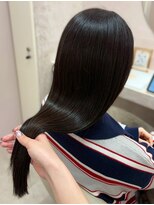 ソンノ(sonno)&nbsp;グレージュカラー 透明感カラー 艶髪 髪質改善 ストレート 20代