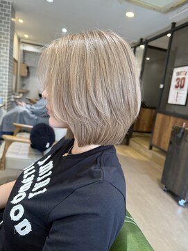 ビューティーリゾート アカヒゲ(Beauty Resort AKAHIGE) 切りっぱなしくびれレイヤー