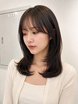 フォト イケブクロ(foto IKEBUKURO) 結べるミディアムレイヤー/大人ミディアム/顔まわりカット/池袋