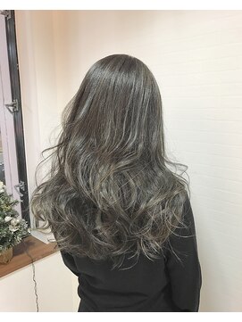 プライズ アイリス 池袋東口店(prize Iris) スペシャルハイライト/バレイヤージュグレージュ【池袋】